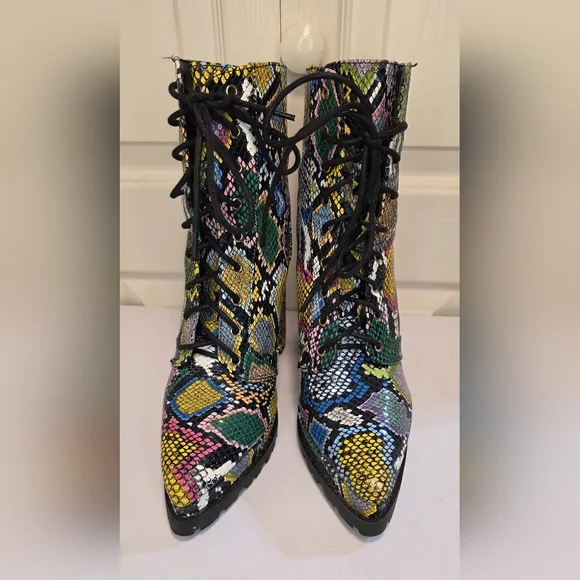 Women's Snakeskin Effect Ankel Bootie Pointed Toe Size 9 - Picture 4 of 5